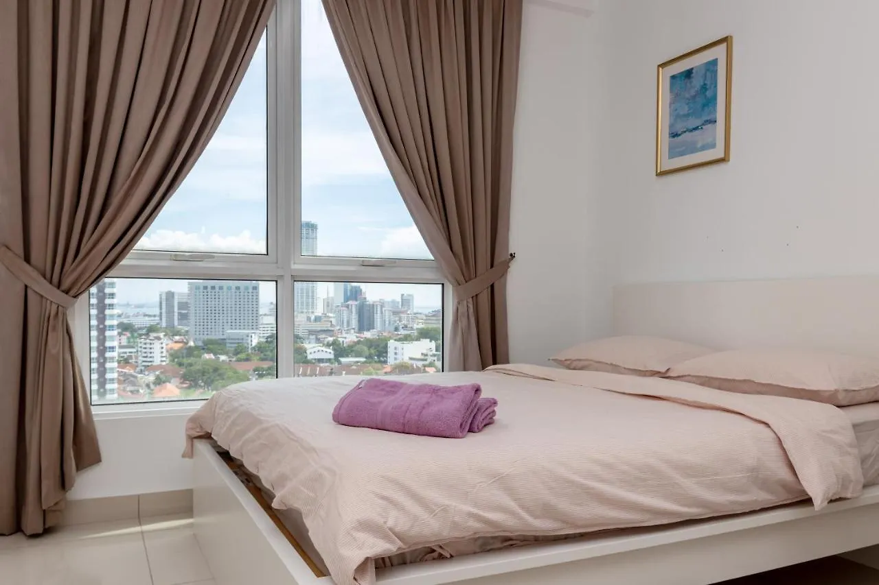 Apartment Mansion One Suites George Town
