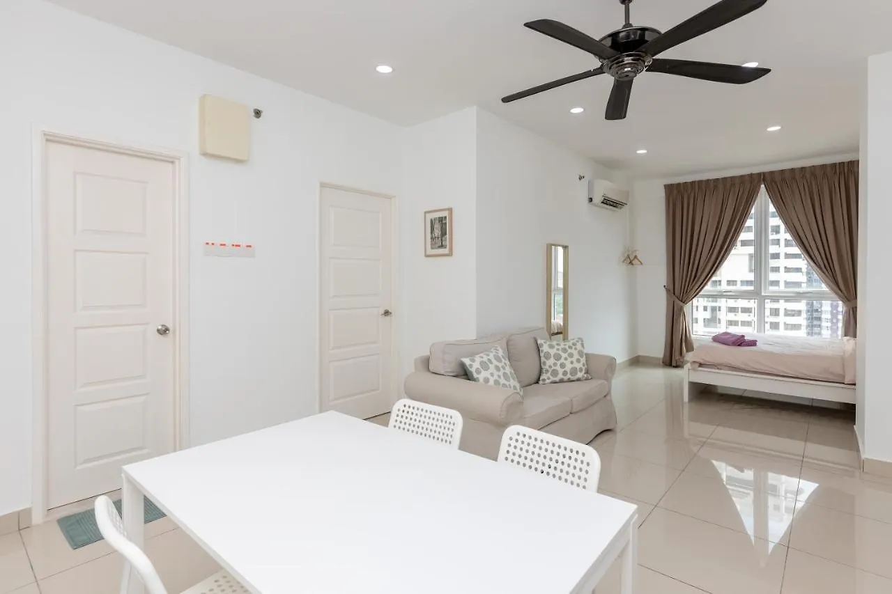 Mansion One Suites George Town